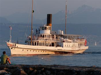 Suisse: Belle Epoque - Schaufelradschiff VEVEY à 1006 Lausanne