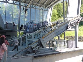 Switzerland: Stanserhorn-Bahn in 6370 Stans