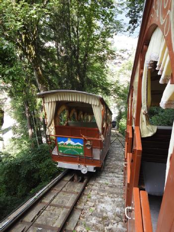 Switzerland: Drahtseilbahn Interlaken-Heimwehfluh in 3800 Interlaken