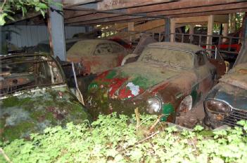 Switzerland: Historischer Autofriedhof Gürbetal - Messerli Autoverwertung GmbH in 3126 Kaufdorf