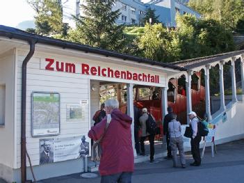 Switzerland: Reichenbachfall-Bahn in 3860 Schattenhalb-Willingen