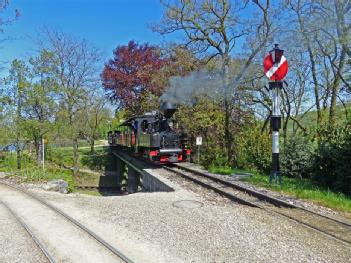 Switzerland: Schinznacher Baumschulbahn in 5107 Schinznach-Dorf