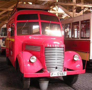 Tschechische Republik: Muzeum městské hromadné dopravy v Praze - Public Transport Museum in 16900 Praha 6 (Prag - Prague)