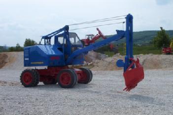 Allemagne: 1. Deutsches Baumaschinenmuseum und Monsterpark à 96179 Rattelsdorf