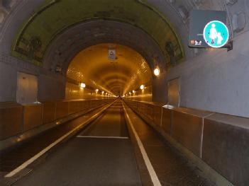 Germany: Alter Elbtunnel - St. Pauli Elbtunnel in 20359 Hamburg