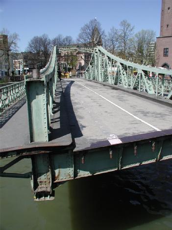 Germany: Drehbrücke im Rheinauhafen in 50678 Köln