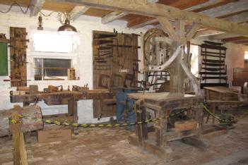 Germany: Heimatscheune Hohenprießnitz mit Ross- und Göpelmühle in 04838 Zschepplin, OT Hohenprießnitz