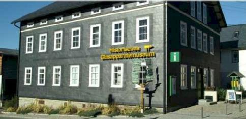 Germany: Historisches Glasapparatemuseum in 98744 Cursdorf