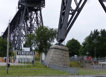 Germany: Rendsburger Hochbrücke mit Schwebefähre in 24768 Rendsburg