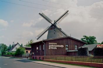 Germany: Holländerwindmühle Straupitz in 15913 Straupitz