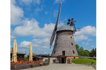 Germany: Holländerwindmühle Straupitz in 15913 Straupitz