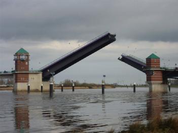 Germany: Jann-Berghaus-Brücke in 26789 Leer