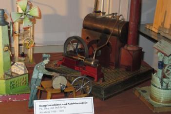 Germany: Puppen- und Spielzeugmuseum in 09350 Lichtenstein