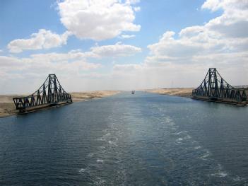 Egypt: El Ferdan Bridge - كوبري الفردان in Ismailia - الإسماعيلية‎‎ al-Ismāʻīlīyah