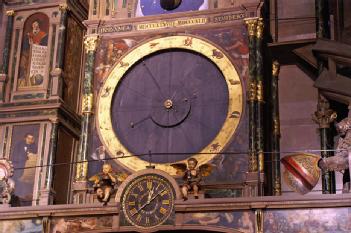 France: Horloge astronomique de Strasbourg - Astronomische Uhr im Straßburger Münster in 67000 Strasbourg