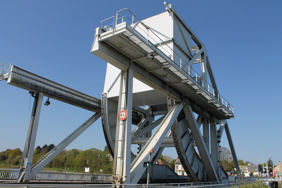 Pegasus Bridge Pegasusbruecke :: Museum Finder, Guide, Radio 