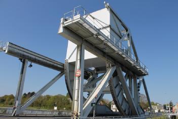 France: Pegasus Bridge - Pegasusbrücke in 14970 Bénouville