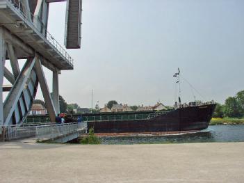 France: Pegasus Bridge - Pegasusbrücke in 14970 Bénouville