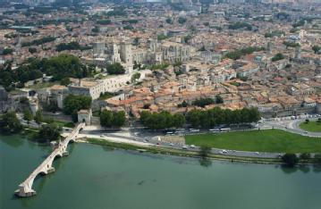 France: Pont Saint-Bénézet - Pont d'Avignon in 84000 Avignon