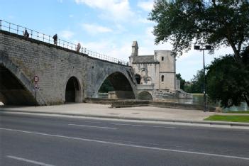 France: Pont Saint-Bénézet - Pont d'Avignon in 84000 Avignon