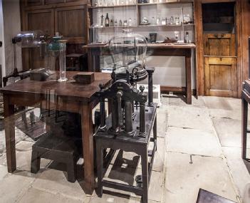 Grossbritannien (UK): Faraday Museum of the Royal Institution of Great Britain in W1S 4BS London