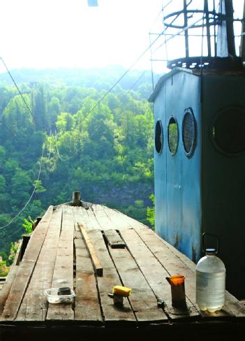 Georgia: Cable Cars - საკაბელო მანქანები in Chiatura - ჭიათურა