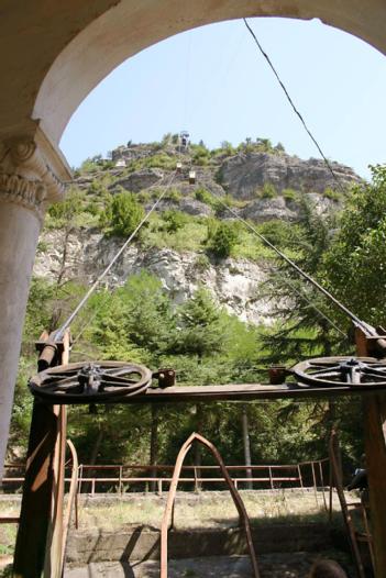 Georgia: Cable Cars - საკაბელო მანქანები in Chiatura - ჭიათურა