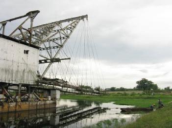 Malaysia: Tanjung Tualang Tin Dredge No. 5 in 31000 Batu Gajah