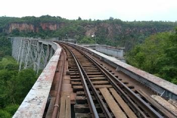 Myanmar: Gokteik Viaduct in 8VQ5+XJ Goteik - Goke Hteik