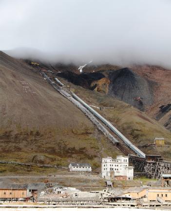 Norway: Pyramiden Museum in Pyramiden