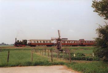 Netherlands: Museumstoomtram Hoorn-Medemblik - SMH in 1624 NN Hoorn