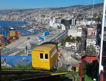 Chile: Los Ascensores de Valparaiso in Valparaíso