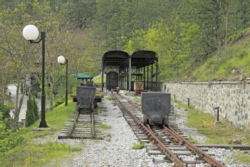 Serbia: Club 8 - Feldbahnanlage im Tal der Kamišina - Field railway in the Kamišina valley in Mokra Gora - Мокра Гора