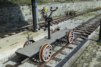 Serbia: Club 8 - Feldbahnanlage im Tal der Kamišina - Field railway in the Kamišina valley in Mokra Gora - Мокра Гора