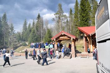 Russian Federation: Горный парк Рускеала - это - Gornyy Park Ruskeala in 186759 Ruskeala - Рускеала