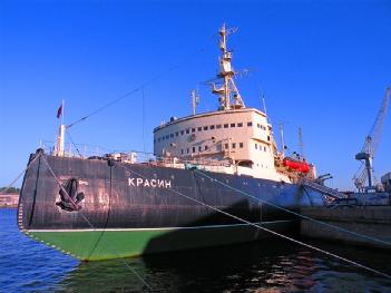 Federación de Rusia: Ice-breaker «Krassin» - Ледокол «Красин» en 199106 St. Petersburg - Санкт-Петербург