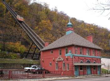 USA: Monongahela Incline in 15211 Pittsburgh