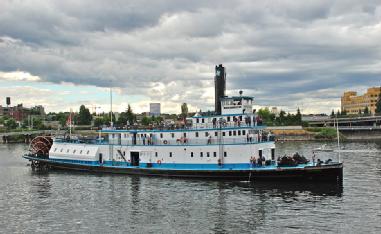 United States of America (USA): Oregon Maritime Museum on the steam sternwheeler “Portland“ in 97204 Portland