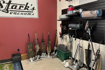 United States of America (USA): Stark´s Vacuum Cleaner Museum in 97322 Portland