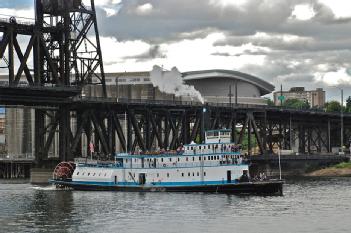 United States of America (USA): Steel Bridge in 97227 Portland