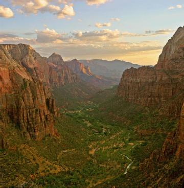 United States of America (USA): Zion National Park and Zion Canyon Giant Screen Theatre in 84767 Springdale